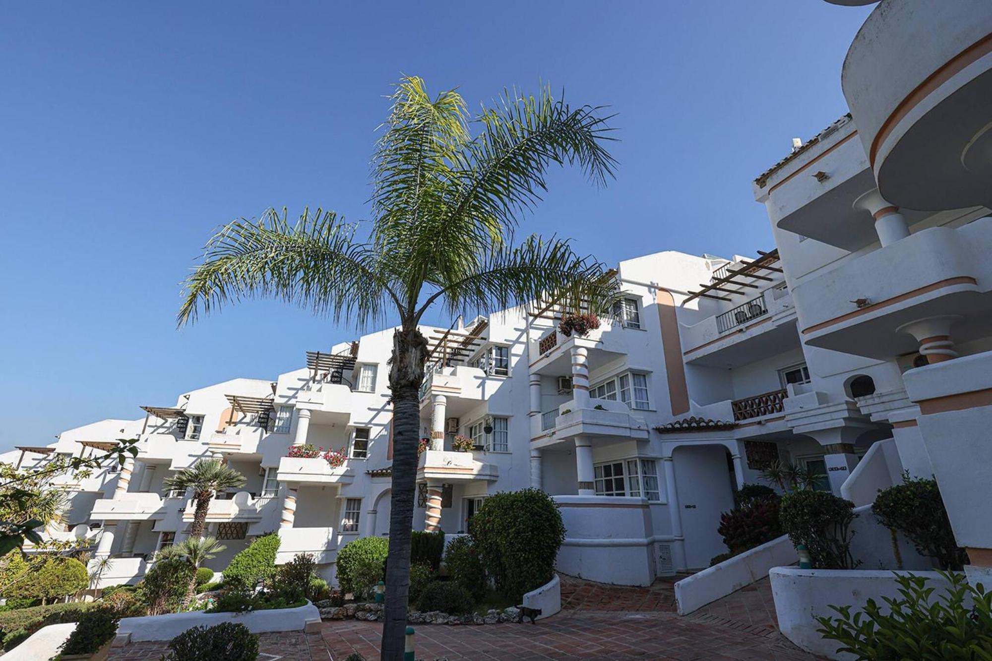 053 - Two Bed Mijas Golf Apartment In Popular Matchroom Golf Club Fuengirola Exterior foto